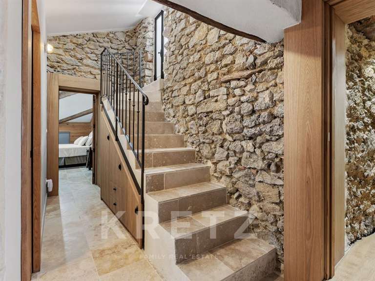 Propriété Pierrevert - 640m²