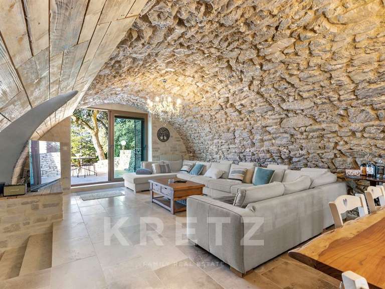 Propriété Pierrevert - 640m²