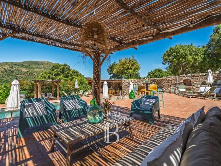 Propriété Pietralba - 291m²