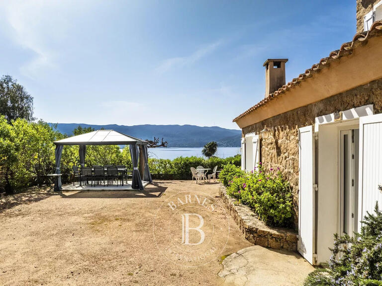 House Pietrosella - 7 bedrooms - 270m²