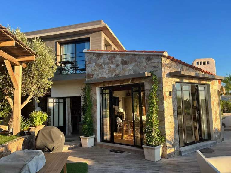 Villa with Sea view Pietrosella - 5 bedrooms - 4000m²