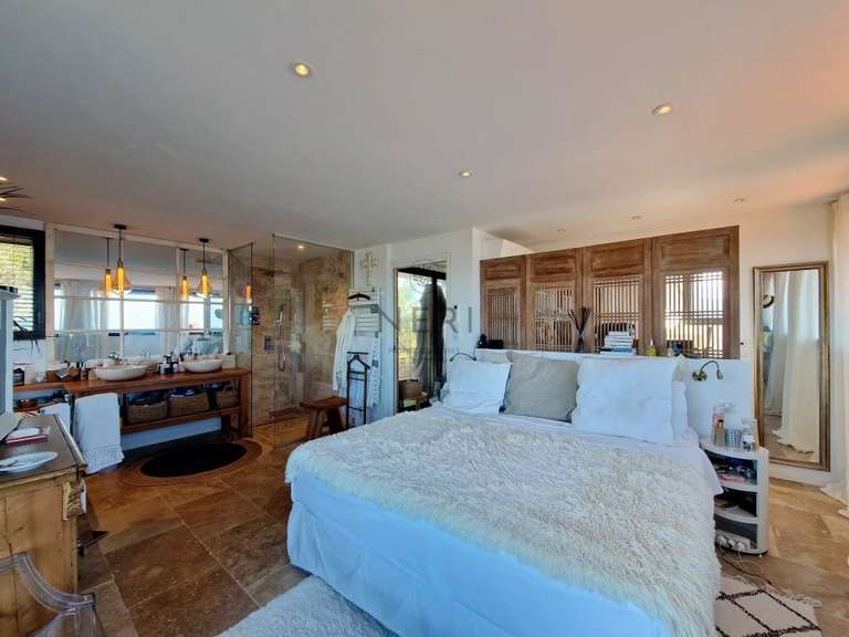 Villa with Sea view Pietrosella - 5 bedrooms - 4000m²