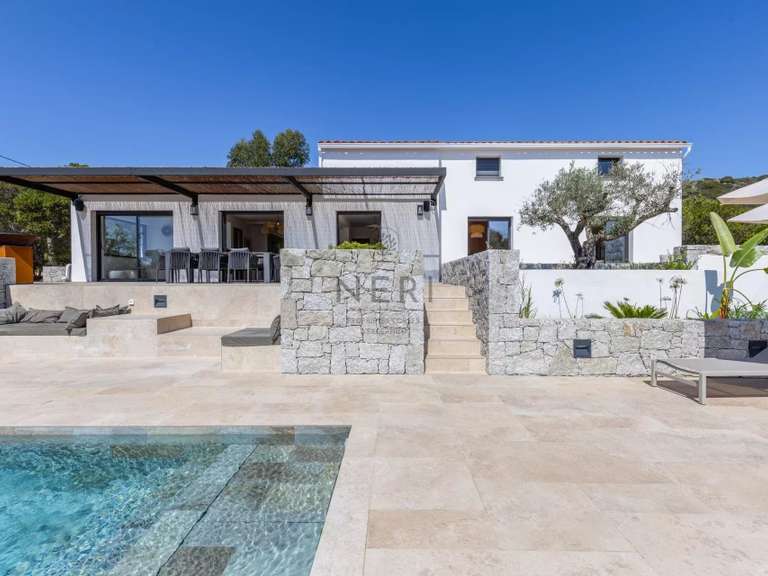 Villa Pietrosella - 6 chambres - 2530m²