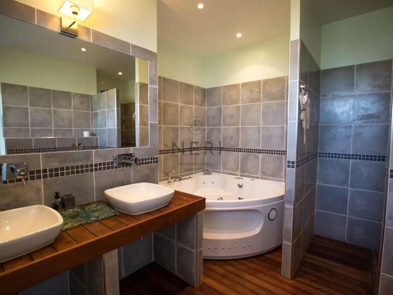 Villa Pietrosella - 4 chambres - 1673m²