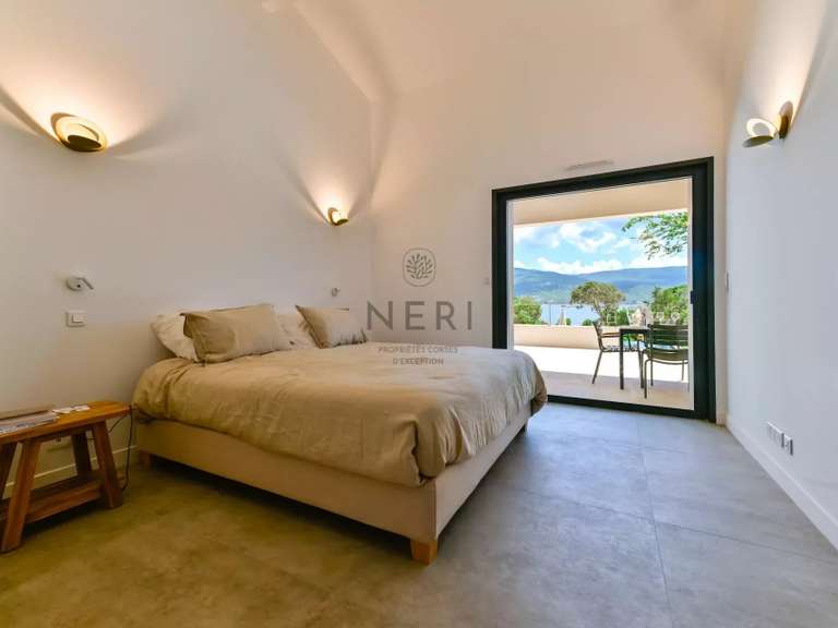 Villa Pietrosella - 4 chambres - 2670m²