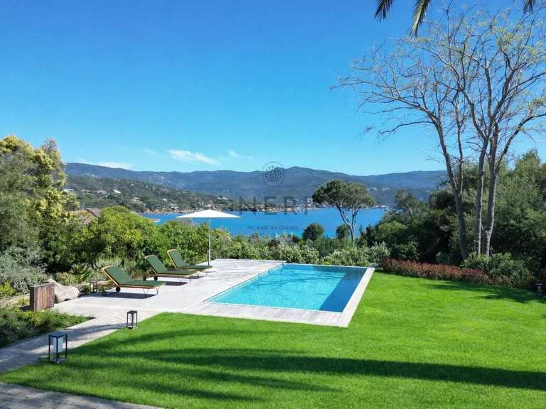 Villa Pietrosella - 4 chambres - 2670m²