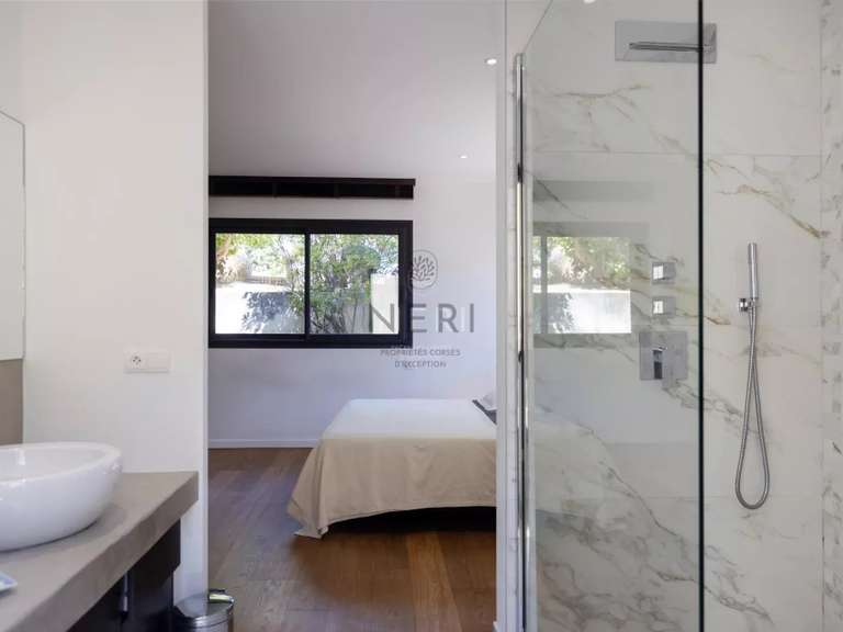 Villa Pietrosella - 5 chambres - 1650m²