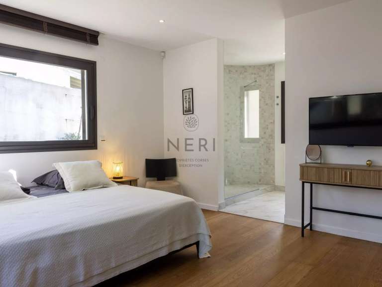 Villa Pietrosella - 5 chambres - 1650m²