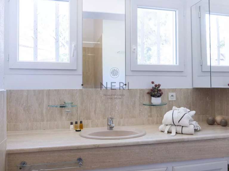 Villa Pietrosella - 5 chambres - 6200m²