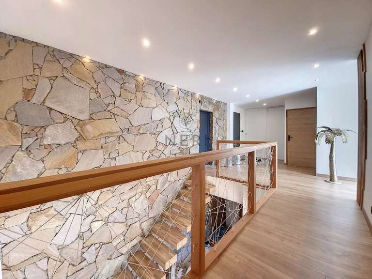 Villa Pietrosella - 6 chambres - 1134m²