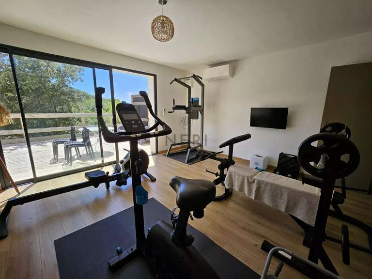 Villa Pietrosella - 6 chambres - 1134m²