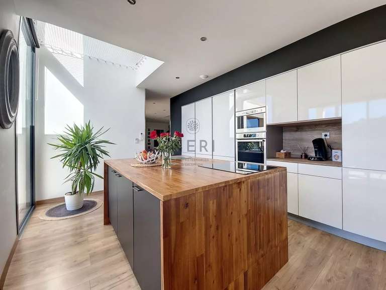 Villa Pietrosella - 6 chambres - 1134m²