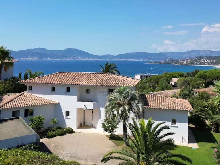 Villa Pietrosella - 4 chambres - 220m²