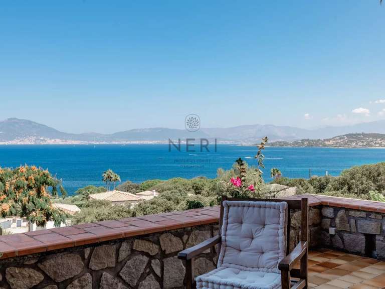 Villa Pietrosella - 5 chambres - 310m²