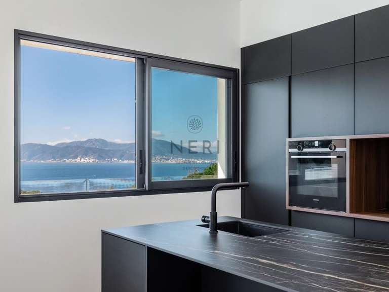 Villa Pietrosella - 5 chambres - 267m²