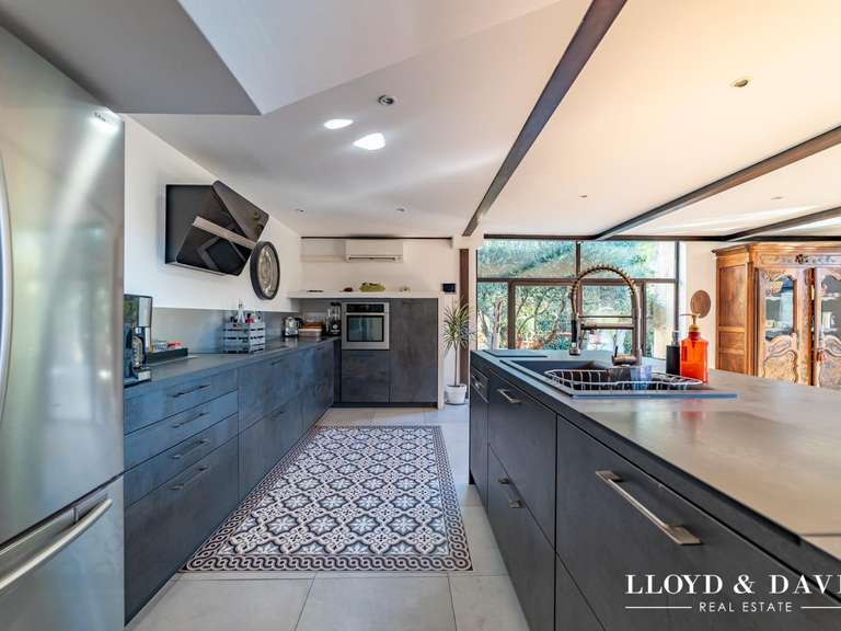 Maison Pignan - 4 chambres - 232m²