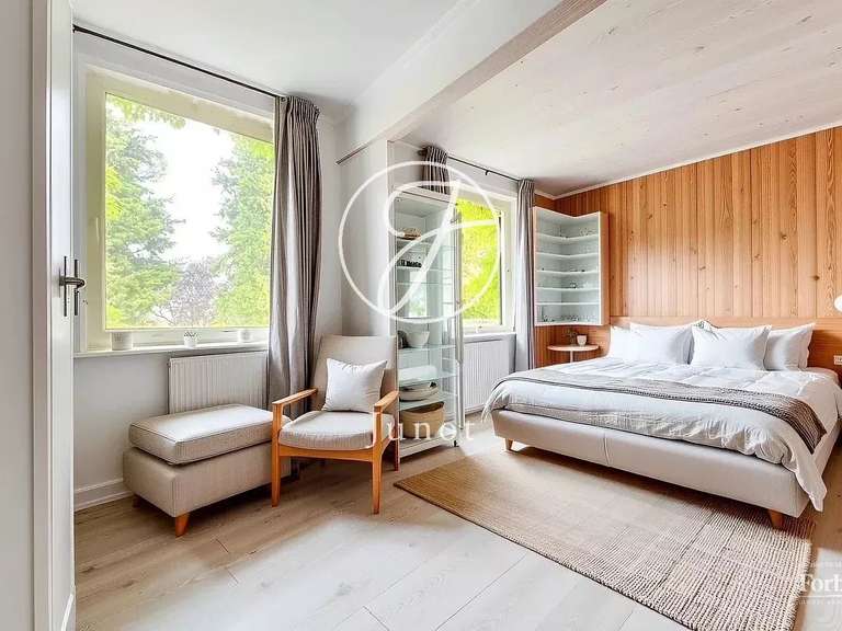 Maison Pin-Balma - 5 chambres - 234m²