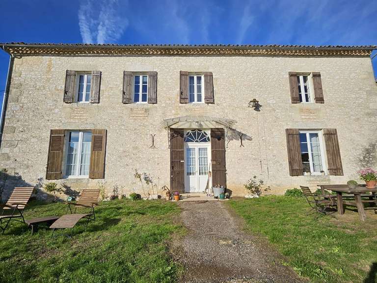 Propriété Pineuilh - 6 chambres - 270m²