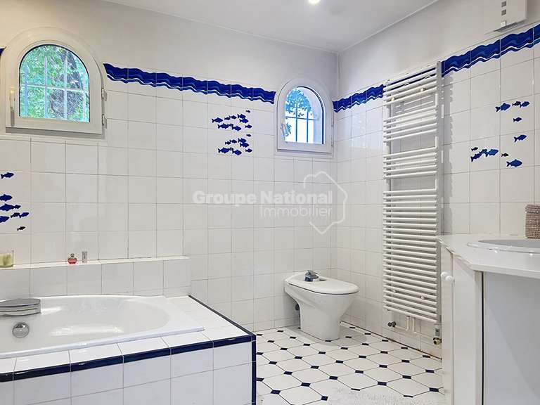 House Piolenc - 3 bedrooms - 190m²