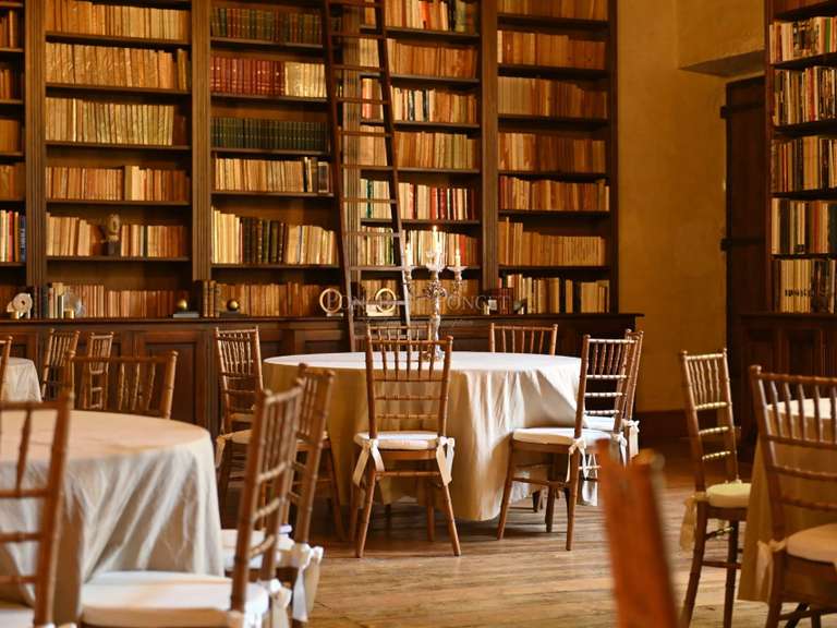 Castle Plaigne - 16 bedrooms - 900m²