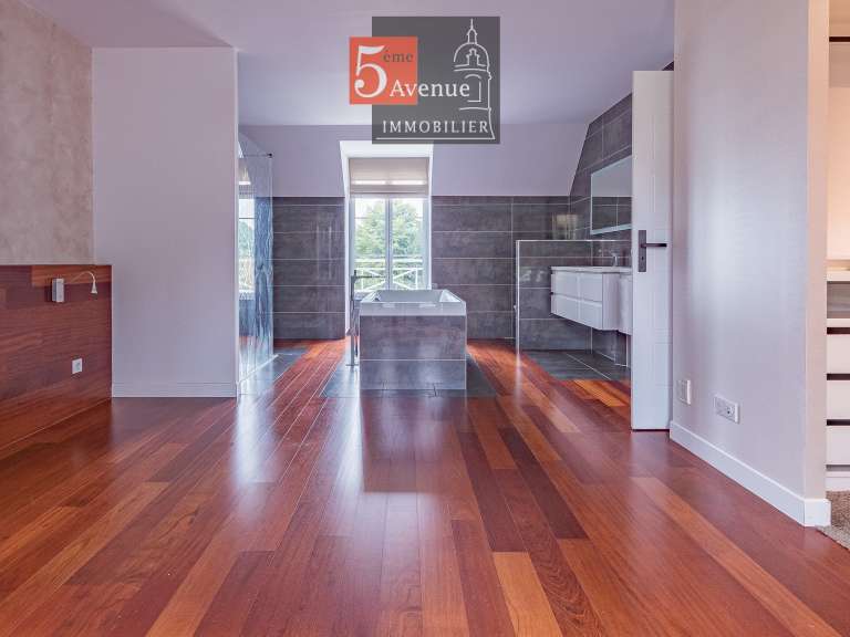 House Plailly - 4 bedrooms - 197m²