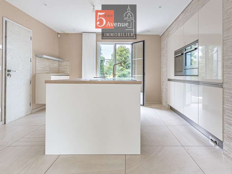 House Plailly - 4 bedrooms - 197m²