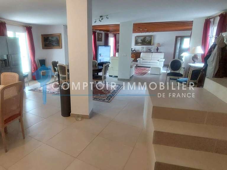 Maison Plan-d'Aups-Sainte-Baume - 3 chambres - 170m²