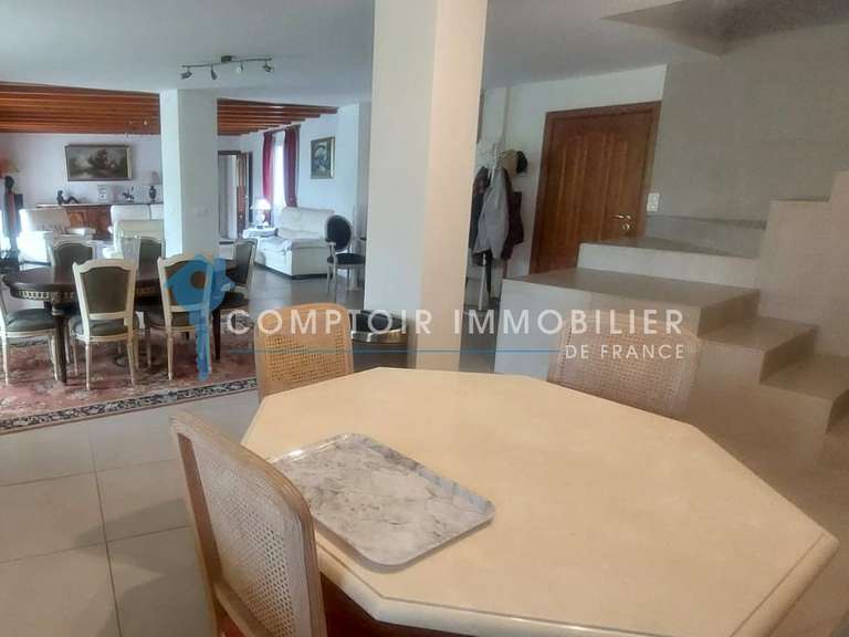 Maison Plan-d'Aups-Sainte-Baume - 3 chambres - 170m²