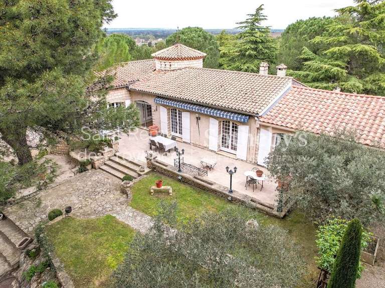 Maison Plan-d'Orgon - 4 chambres - 200m²