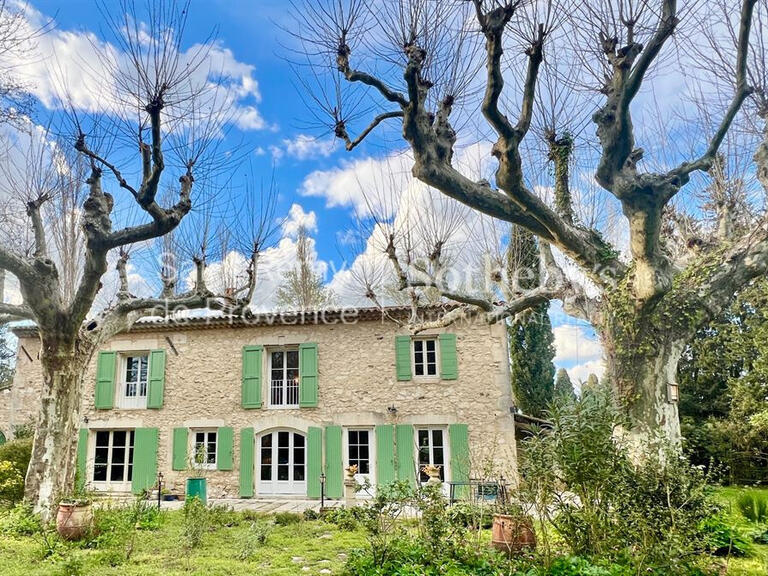 Maison Plan-d'Orgon - 4 chambres - 237m²