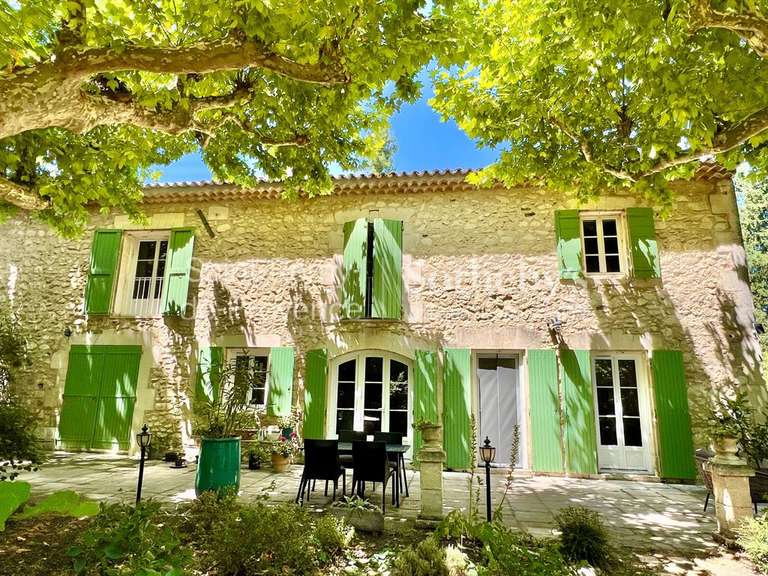 Maison Plan-d'Orgon - 4 chambres - 237m²