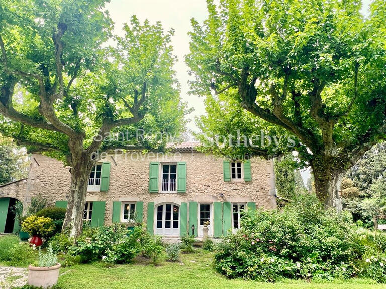 Maison Plan-d'Orgon - 4 chambres - 237m²