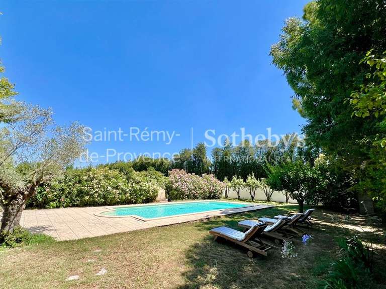Maison Plan-d'Orgon - 4 chambres - 237m²