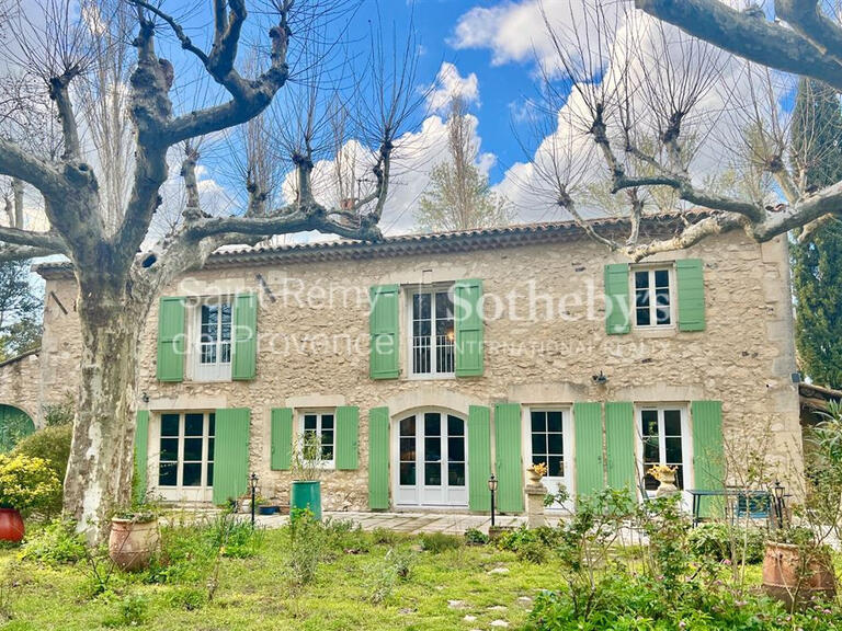 Maison Plan-d'Orgon - 4 chambres - 237m²