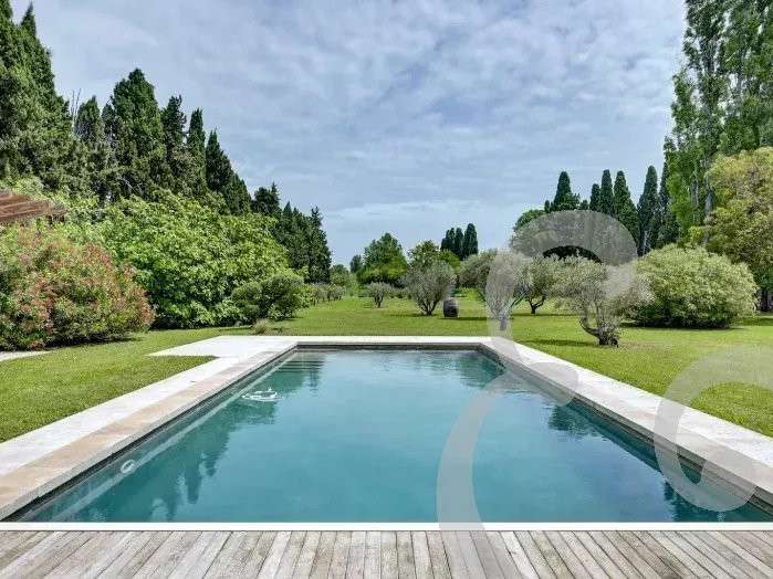 Maison Plan-d'Orgon - 5 chambres - 293m²