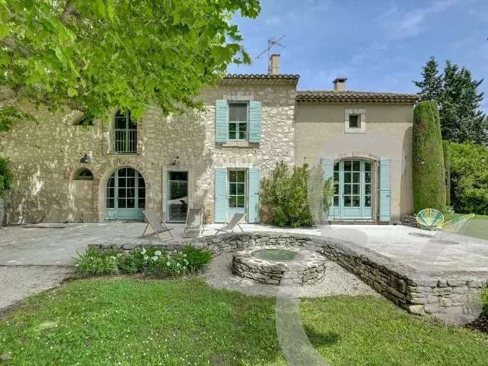 Maison Plan-d'Orgon - 5 chambres - 293m²