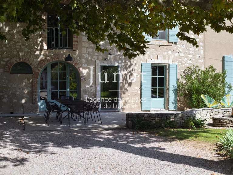 Maison Plan-d'Orgon - 5 chambres - 10000m²