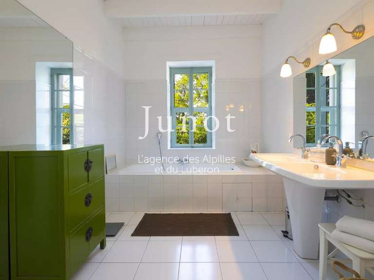 Maison Plan-d'Orgon - 5 chambres - 10000m²