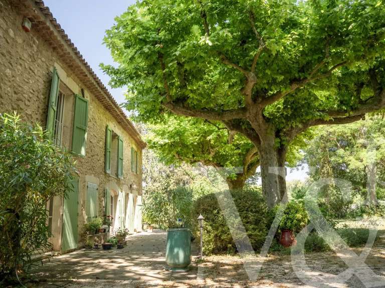 Maison Plan-d'Orgon - 4 chambres - 400m²