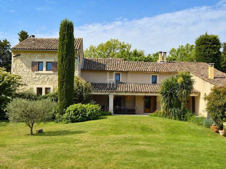 Maison Plan-d'Orgon - 8 chambres - 432m²