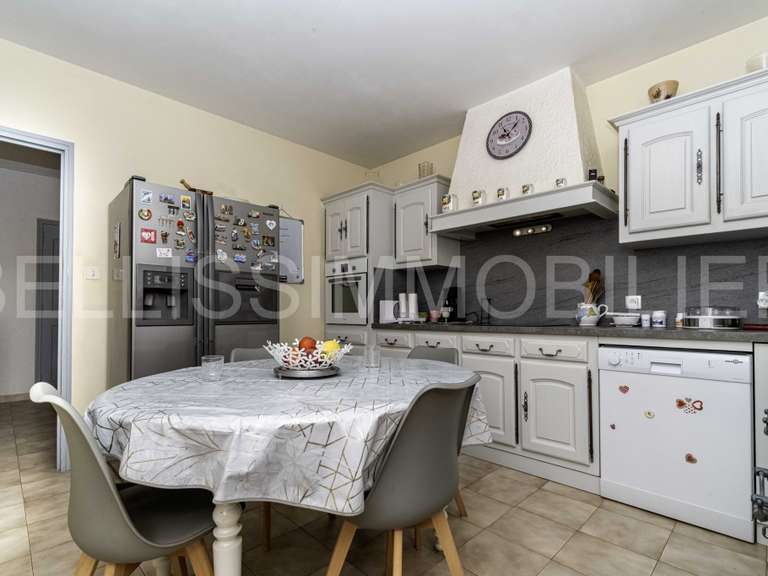 Maison Plan-d'Orgon - 4 chambres - 150m²
