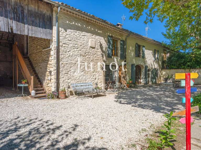Maison Plan-d'Orgon - 5 chambres - 10460m²