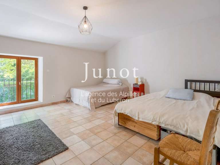Maison Plan-d'Orgon - 5 chambres - 10460m²
