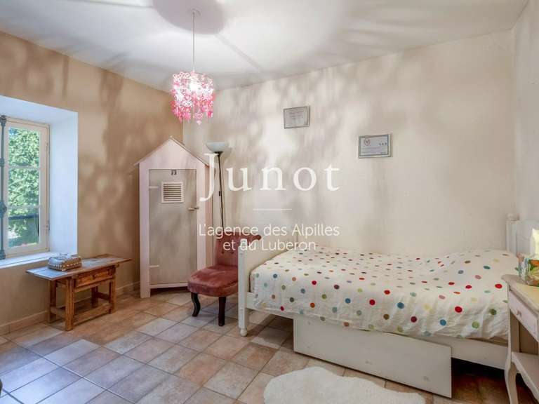 Maison Plan-d'Orgon - 5 chambres - 316m²