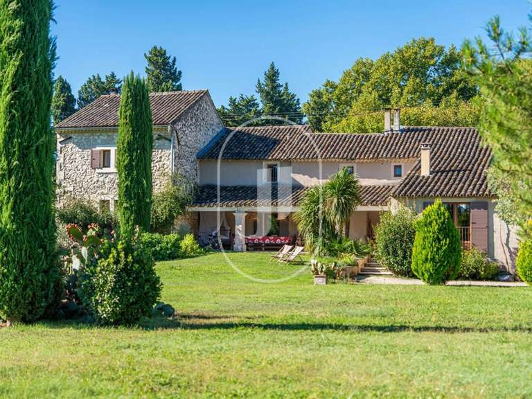 Propriété Plan-d'Orgon - 8 chambres - 430m²