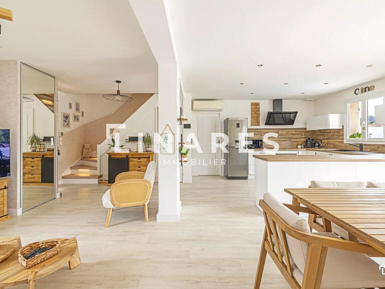 Maison Plan-de-Cuques - 3 chambres - 95m²