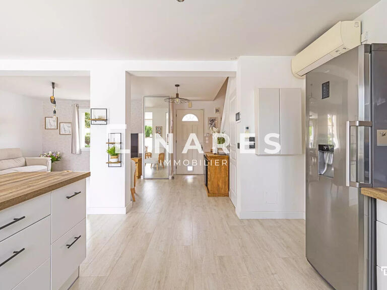 Maison Plan-de-Cuques - 3 chambres - 95m²