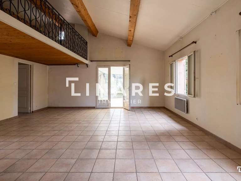 Villa Plan-de-Cuques - 2 chambres - 152m²