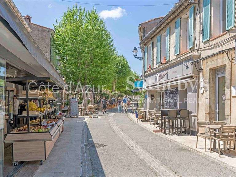 Maison Plan-de-la-Tour - 7 chambres - 385m²