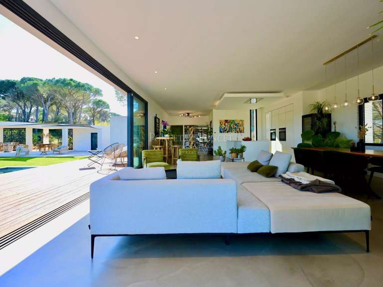 House Plan-de-la-Tour - 4 bedrooms - 280m²